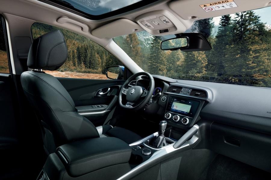 Интерьер Renault Kadjar 2018 года  (WW) (фото 26 из 69)
